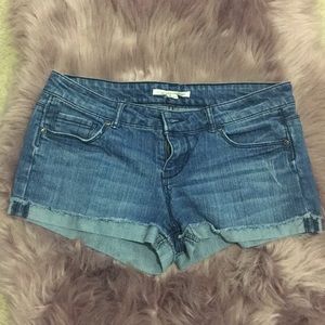 Forever 21 Shorts - Forever21 Denim shorts size 28 Forever 21 Shorts - Forever21 Denim shorts size 28